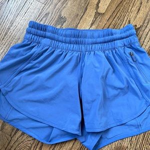 Lululemon periwinkle tracker short